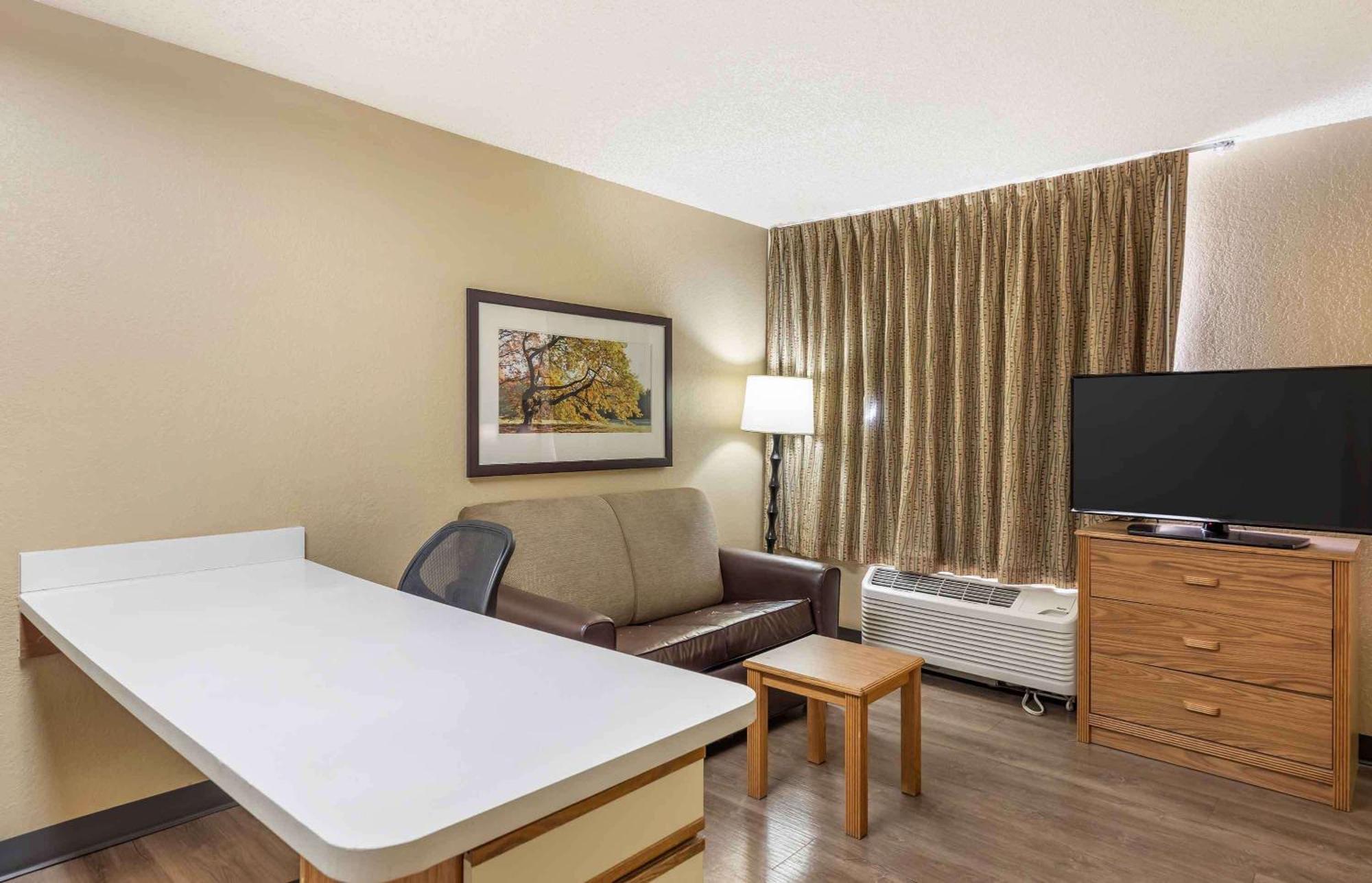 Extended Stay America Select Suites - Jacksonville Salisbury Rd Southpoint Dış mekan fotoğraf